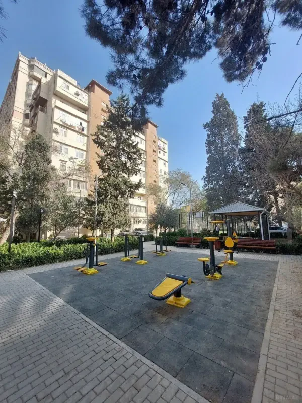Satılır 2 otaqlı mənzil 45 m²