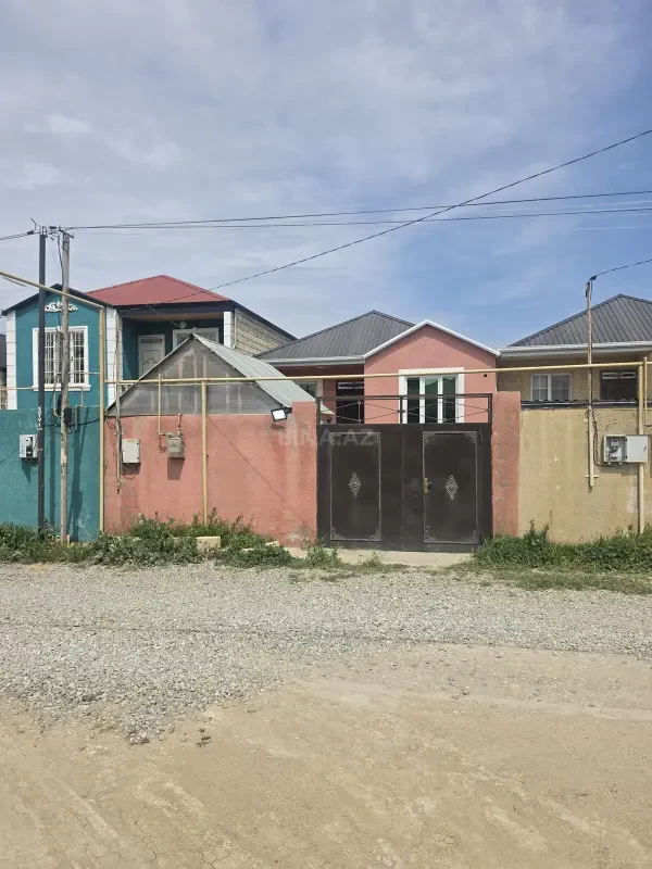 Satılır 3 otaqlı həyət evi 55.2 m²