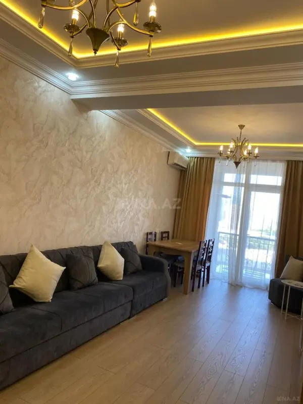 Kirayə verilir 2 otaqlı mənzil 70 m²