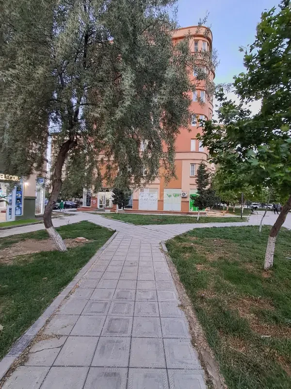 Satılır 2 otaqlı mənzil 42 m²