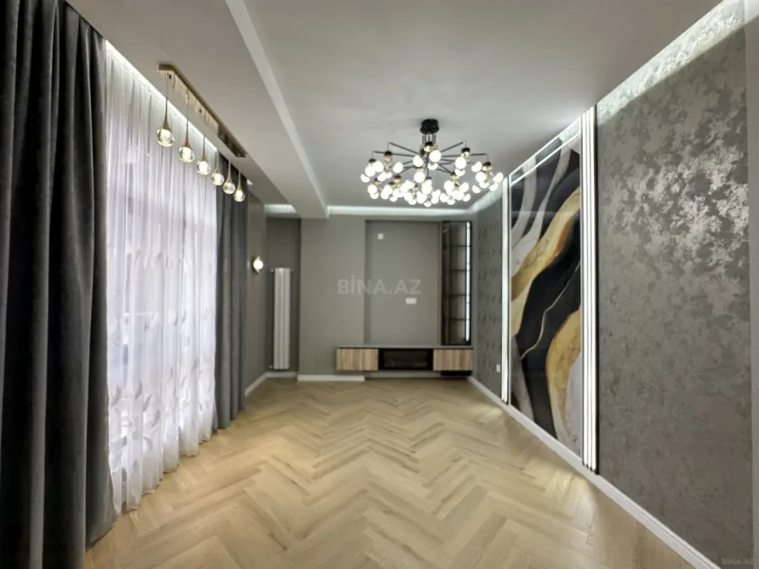 Satılır 2 otaqlı mənzil 76 m²