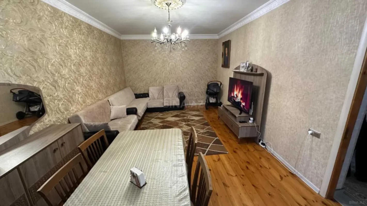 Satılır 4 otaqlı həyət evi 100 m²