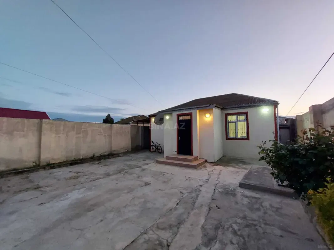 Satılır 3 otaqlı həyət evi 80 m²