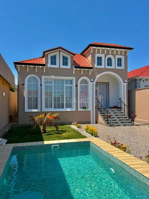 Satılır 4 otaqlı həyət evi 160 m²