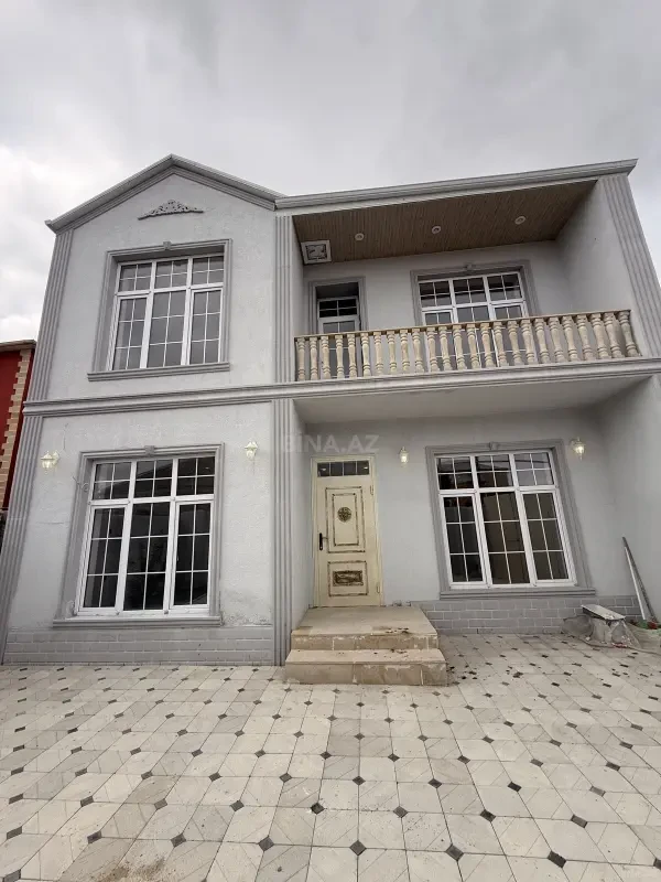 Satılır 4 otaqlı həyət evi 160 m²