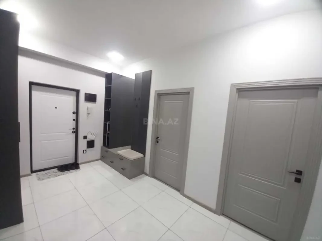 Satılır 3 otaqlı mənzil 103 m²