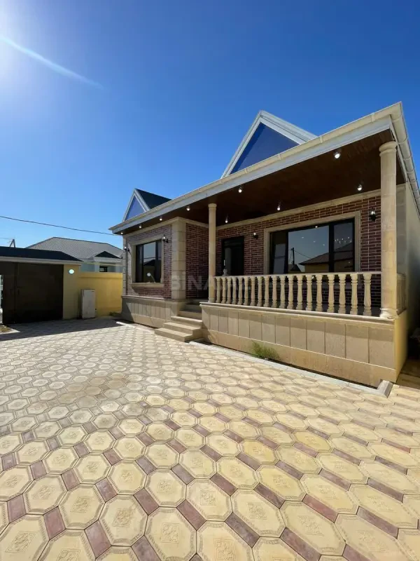 Satılır 5 otaqlı həyət evi 150 m²