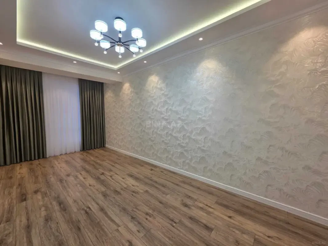 Satılır 2 otaqlı mənzil 70 m²