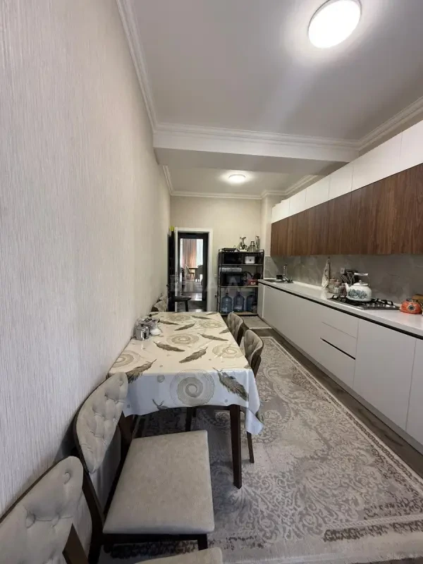 Satılır 3 otaqlı mənzil 110 m²