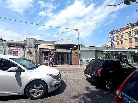 Satılır 3 otaqlı həyət evi 90 m² — Bakı, İnşaatçılar 3 otaq 90.00 m²