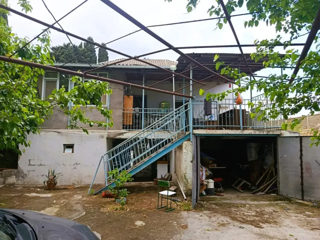 Satılır 4 otaqlı həyət evi 150 m²