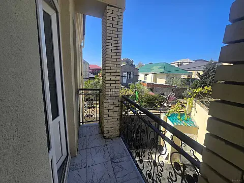 Satılır 4 otaqlı həyət evi 120 m² — Bakı, Həzi Aslanov qəs. 4 otaq 120.00 m²