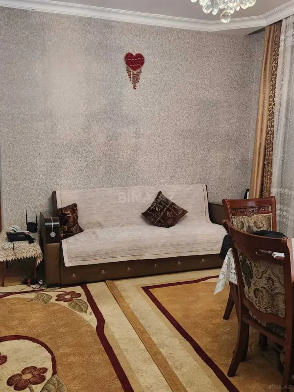 Satılır 4 otaqlı həyət evi 140 m²