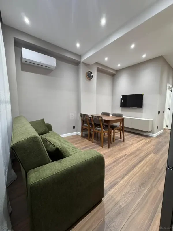 Kirayə verilir 2 otaqlı mənzil 50 m²