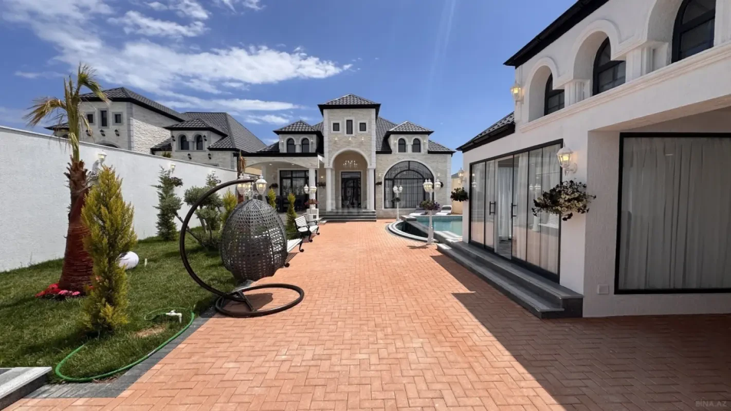 Satılır 5 otaqlı həyət evi 200 m²