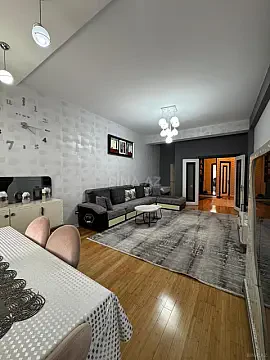 Satılır 4 otaqlı mənzil 150 m² — Bakı, İnşaatçılar 4 otaq 150.00 m²