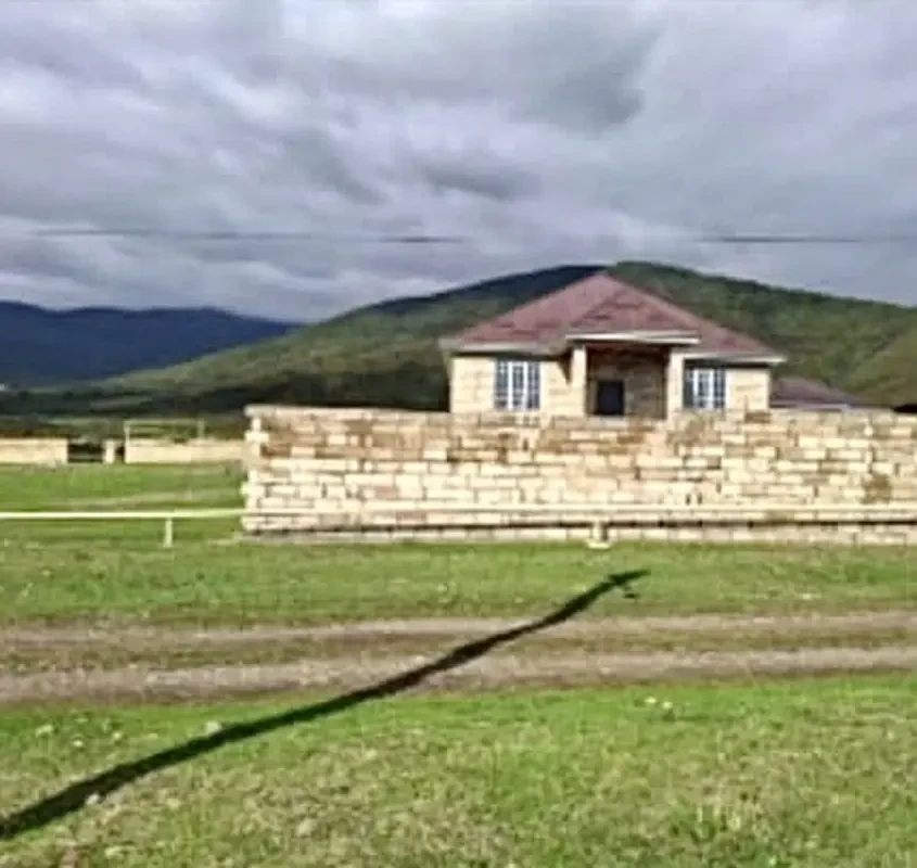 Satılır 4 otaqlı həyət evi 120 m²