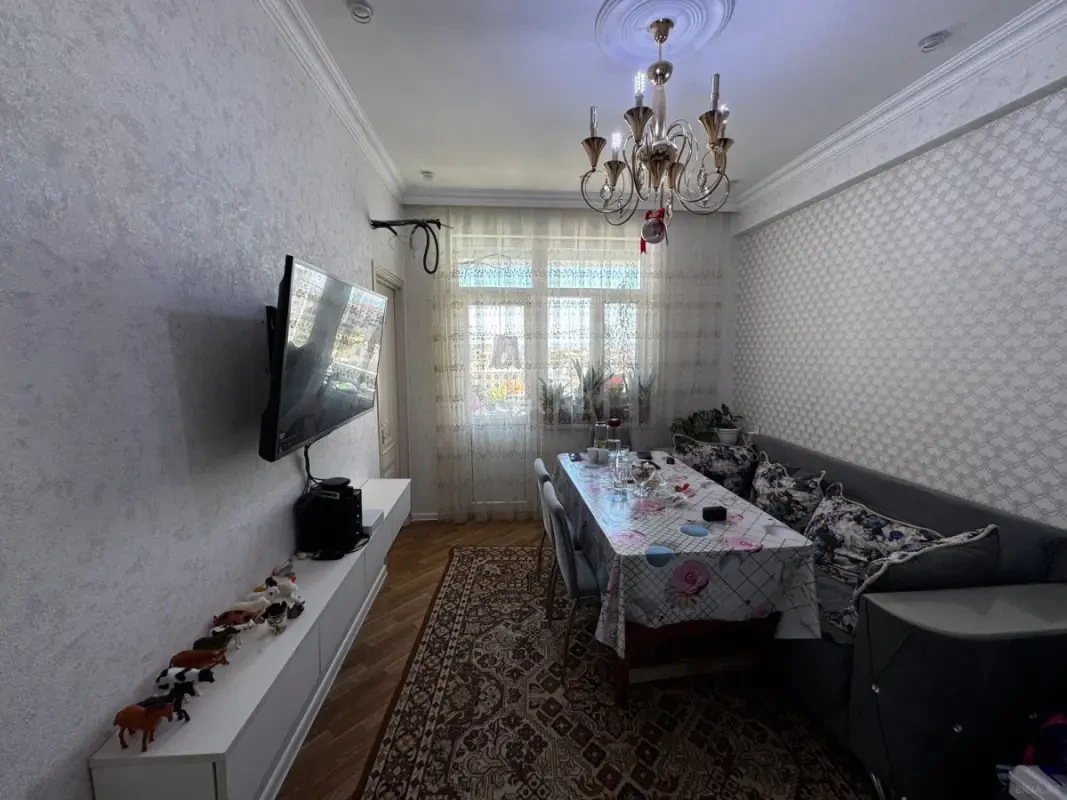 Satılır 3 otaqlı mənzil 51 m²