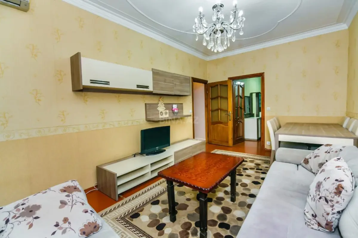Kirayə verilir 3 otaqlı mənzil 80 m²