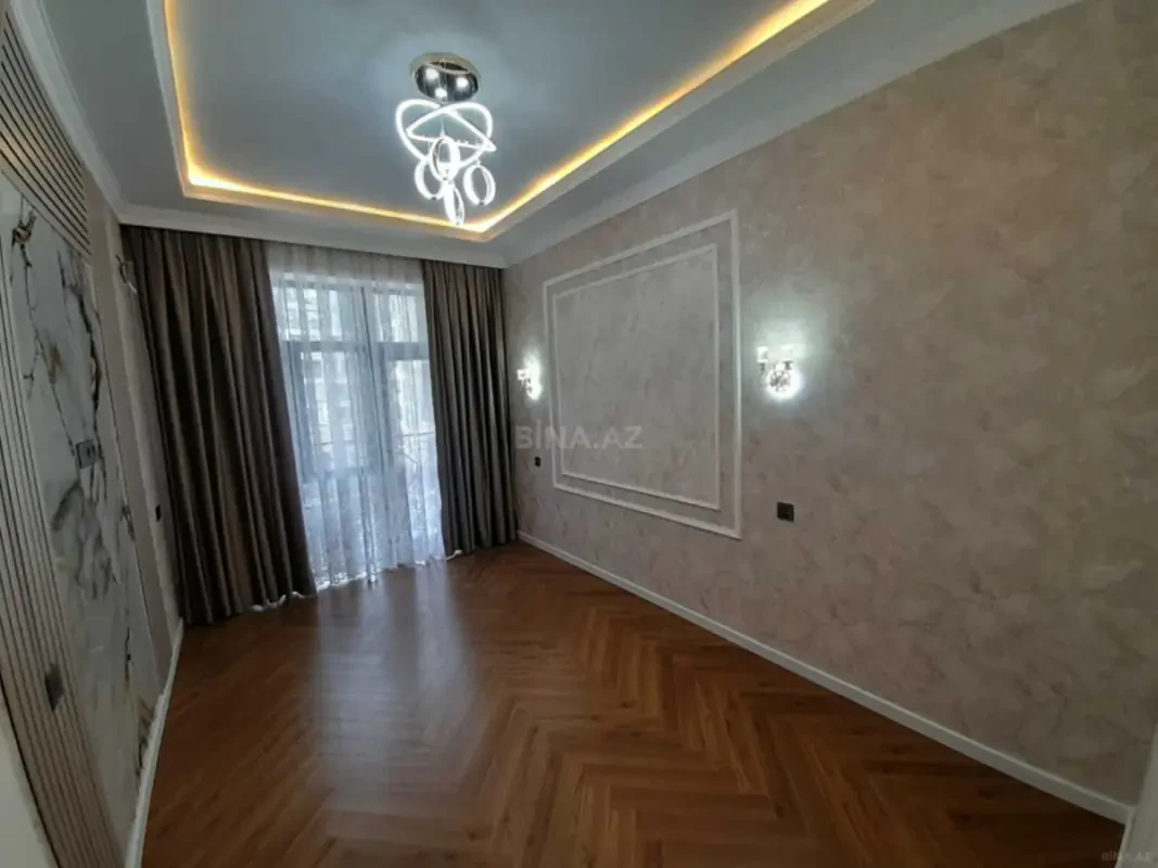 Satılır 3 otaqlı mənzil 110 m²