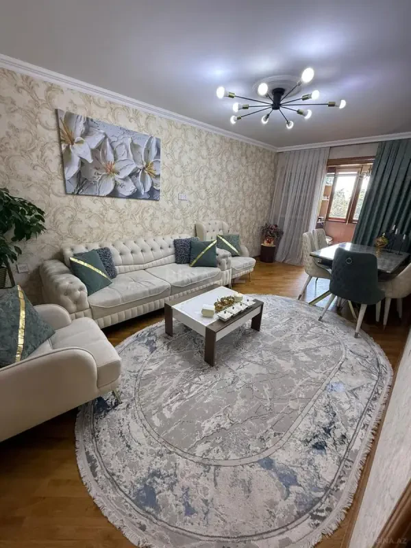 Satılır 4 otaqlı mənzil 85 m²