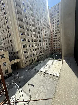 Kirayə verilir 2 otaqlı mənzil 90 m² — Bakı 2 otaq 90.00 m²