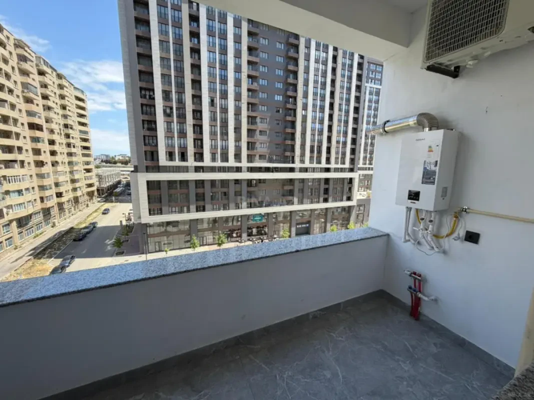 Satılır 2 otaqlı mənzil 66 m²