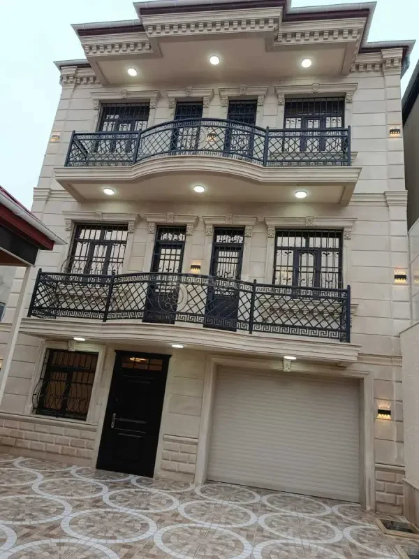 Satılır 6 otaqlı həyət evi 330 m²