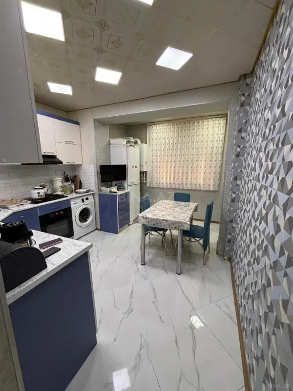 Satılır 3 otaqlı mənzil 110 m²