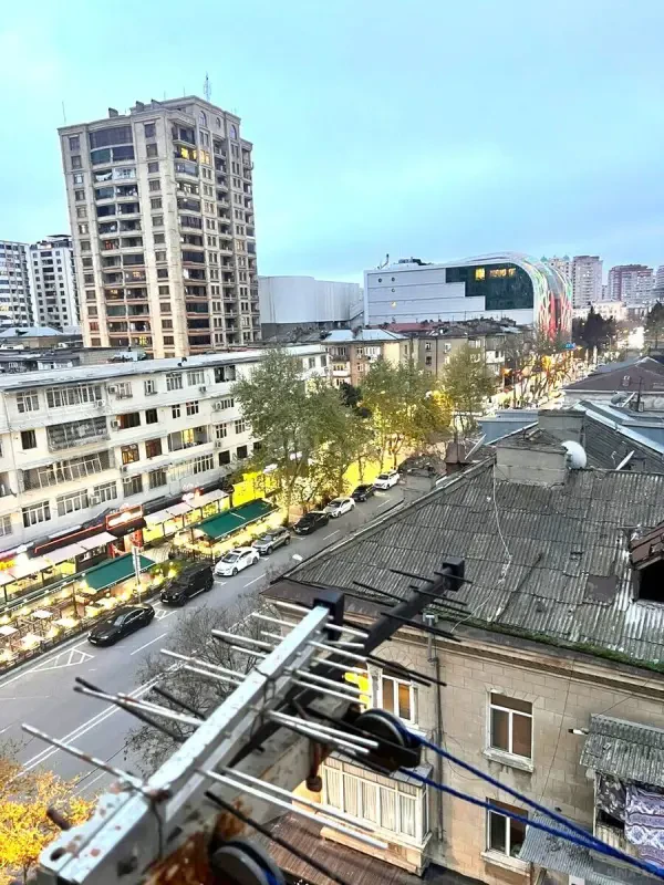 Satılır 1 otaqlı mənzil 48 m²