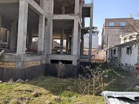 Satılır 7 otaqlı həyət evi 660 m² — Bakı, M.Ə.Rəsulzadə qəs. 7 otaq 660.00 m²