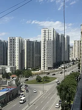 Kirayə verilir 3 otaqlı mənzil 75 m² — Bakı, Həzi Aslanov qəs. 3 otaq 75.00 m²
