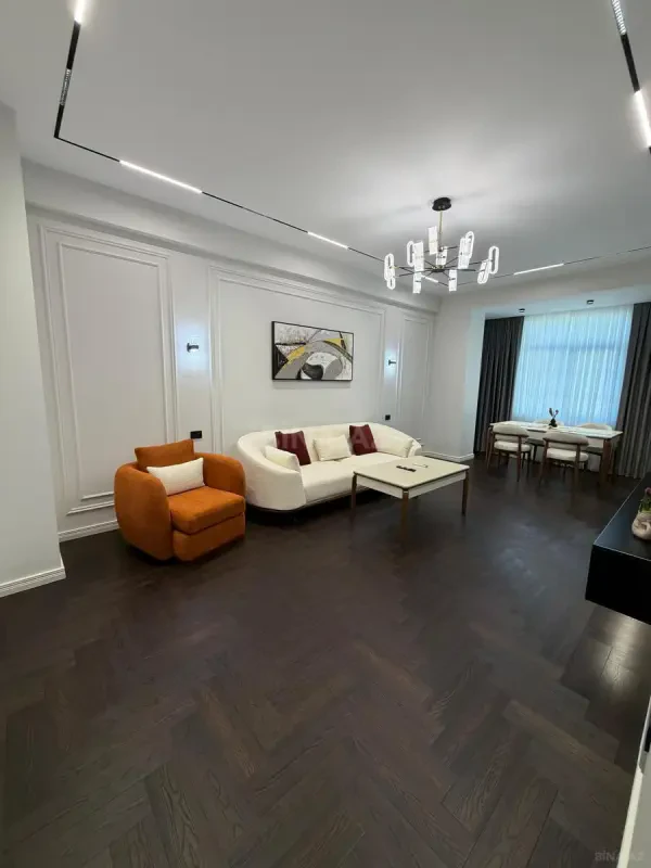 Satılır 2 otaqlı mənzil 69 m²