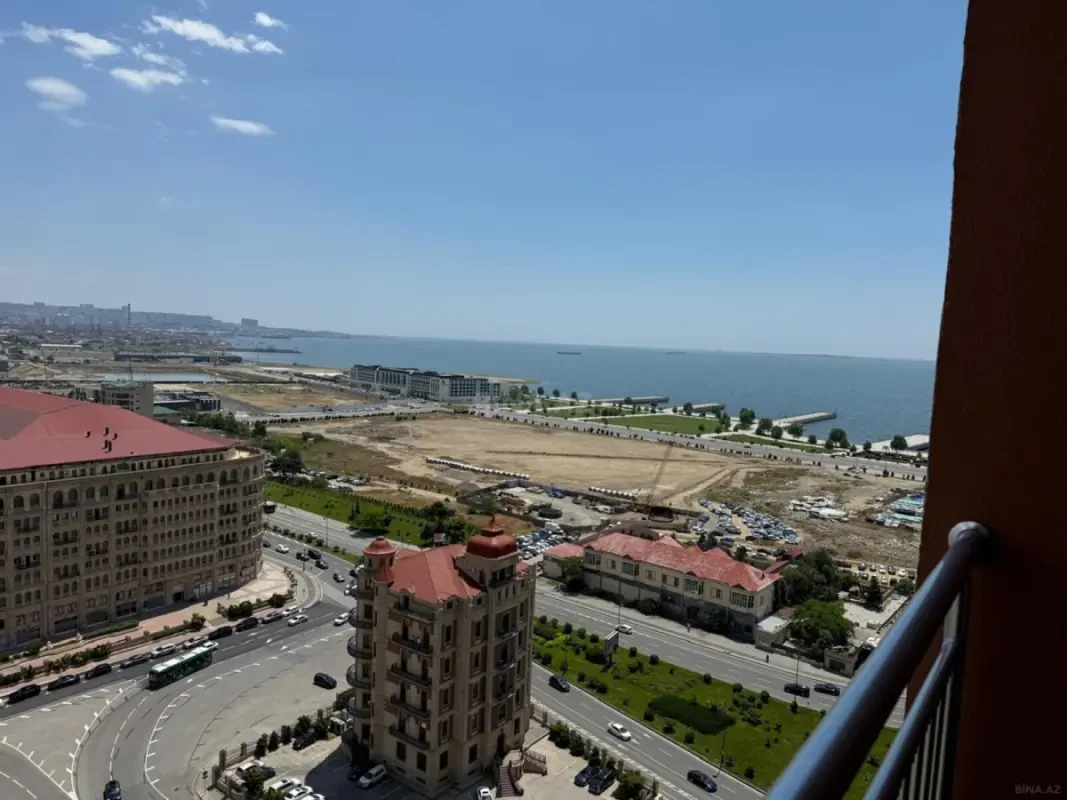 Kirayə verilir 2 otaqlı mənzil 78 m²