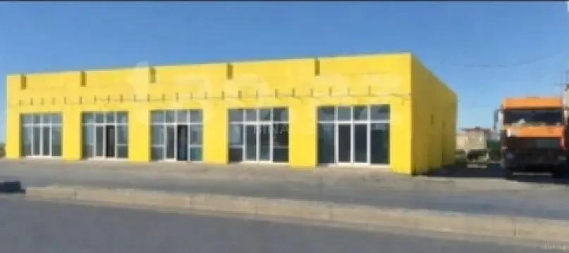 Satılır obyekt 330 m² — Quba 330.00 m²