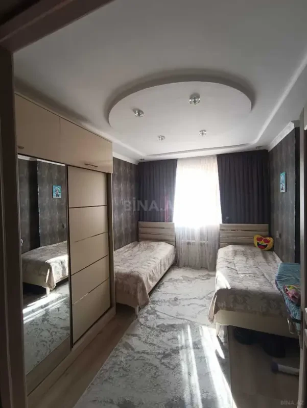 Satılır 4 otaqlı mənzil 90 m²