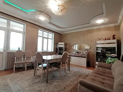 Satılır 3 otaqlı mənzil 137 m² — Bakı 3 otaq 137.00 m²