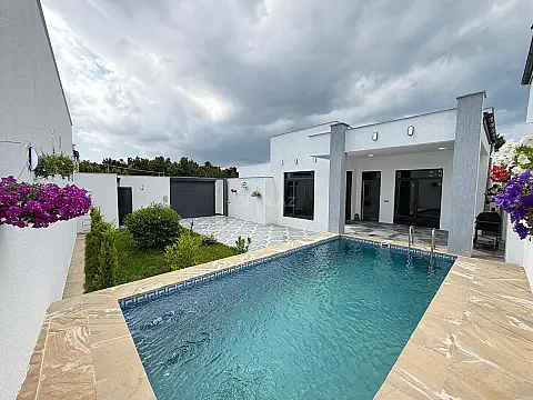 Satılır 4 otaqlı həyət evi 150 m² — Bakı, Şüvəlan 4 otaq 150.00 m²