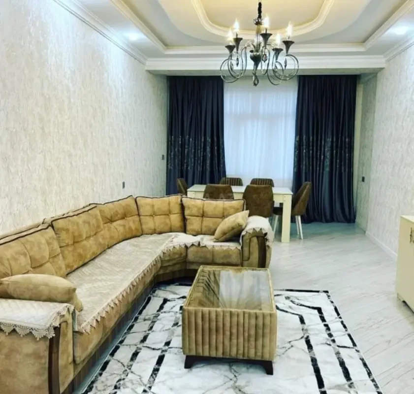 Satılır 3 otaqlı mənzil 83 m²