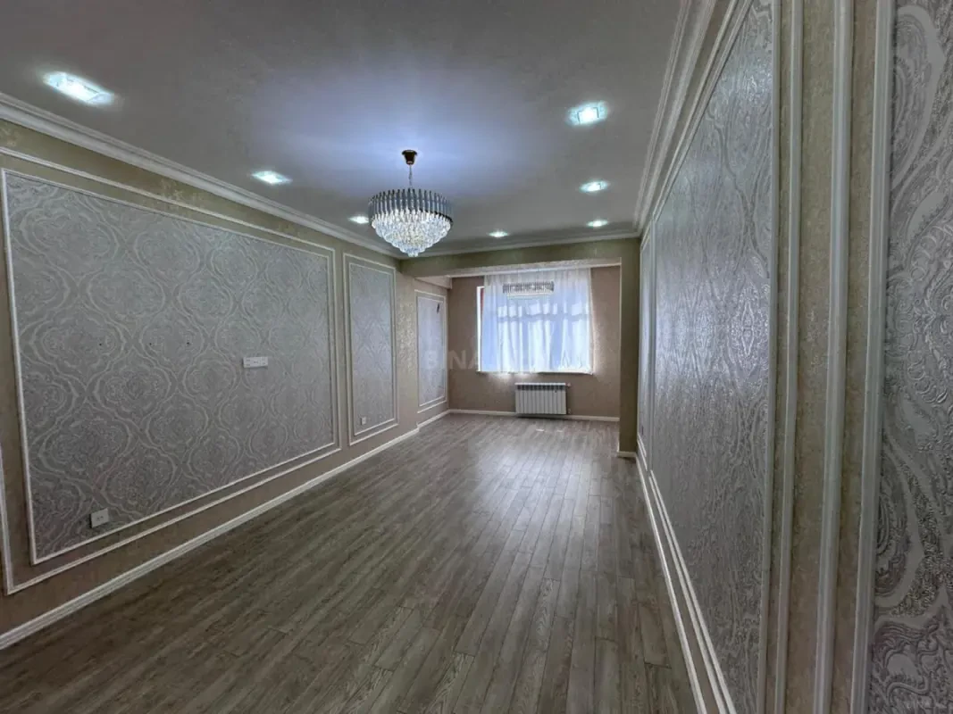 Satılır 2 otaqlı mənzil 100 m²