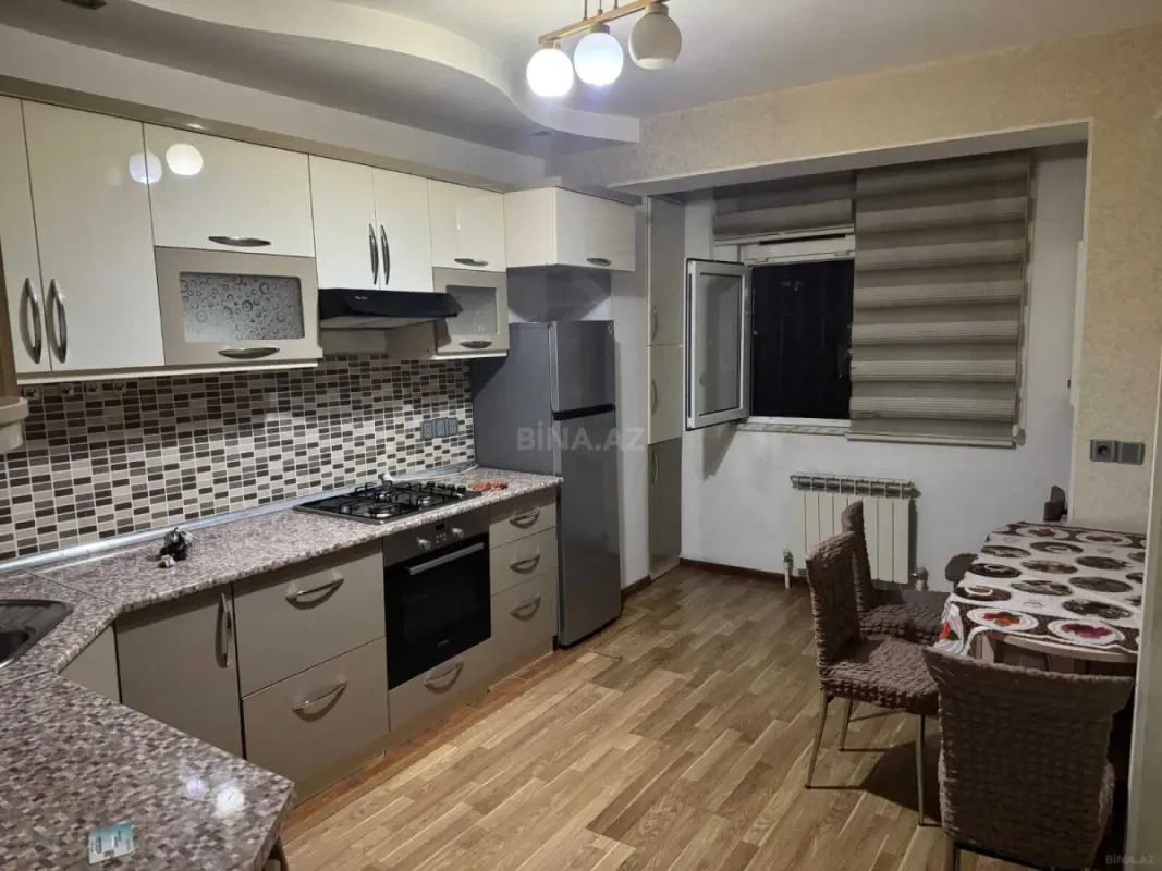 Kirayə verilir 2 otaqlı mənzil 60 m²