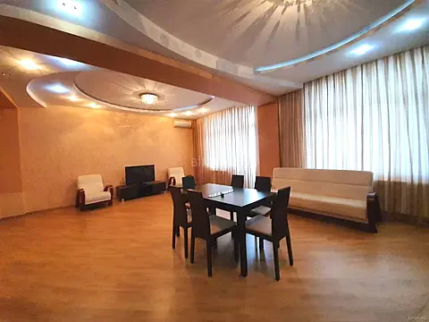 Satılır 2 otaqlı mənzil 100 m² — Bakı 2 otaq 100.00 m²