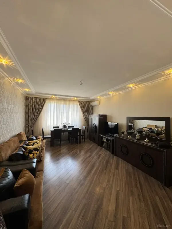 Satılır 2 otaqlı mənzil 65 m²