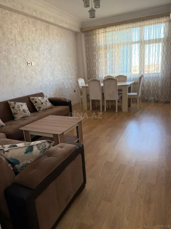 Kirayə verilir 2 otaqlı mənzil 70 m²