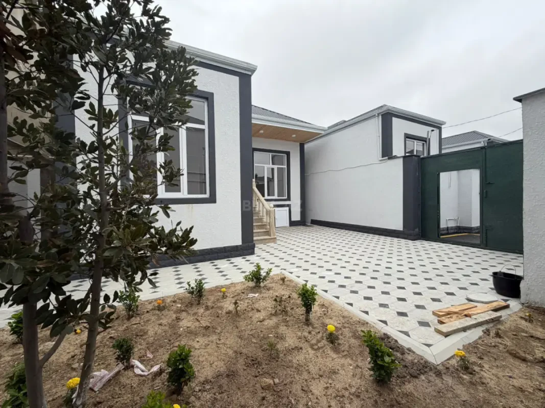 Satılır 2 otaqlı həyət evi 65 m²
