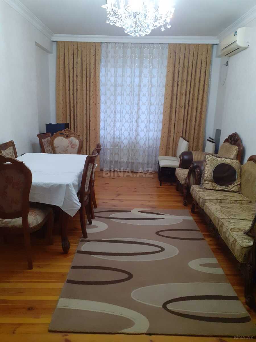 Kirayə verilir 2 otaqlı mənzil 72 m²