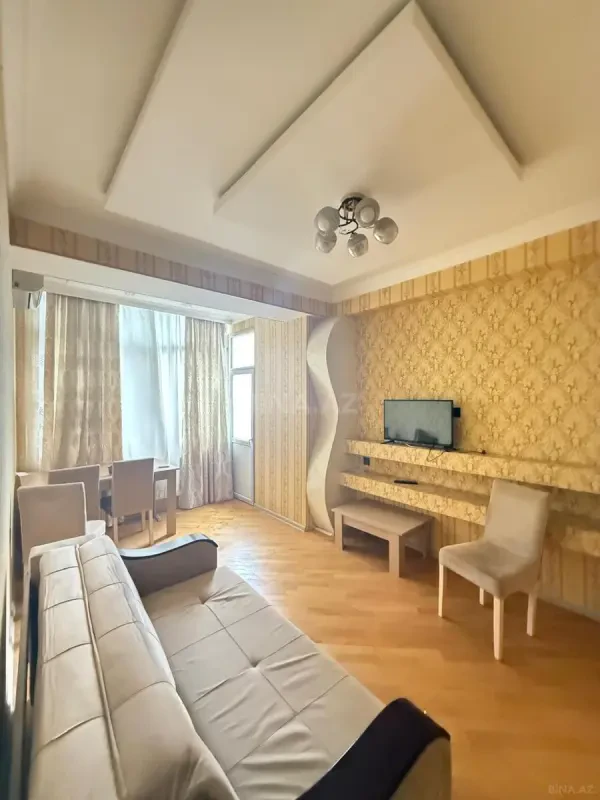 Kirayə verilir 2 otaqlı mənzil 48 m²