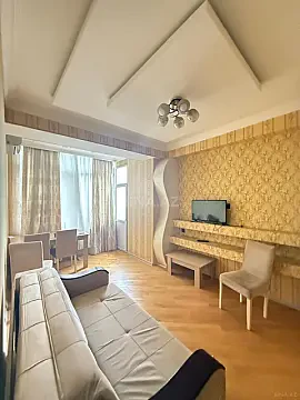 Kirayə verilir 2 otaqlı mənzil 48 m² — Bakı, İnşaatçılar 2 otaq 48.00 m²