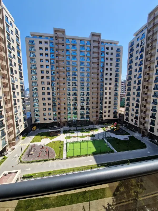 Satılır 2 otaqlı mənzil 71 m²