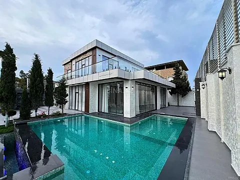 Satılır 5 otaqlı həyət evi 360 m² — Bakı, Şüvəlan 5 otaq 360.00 m²